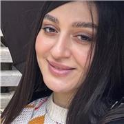 I am 38 years old and can be useful for primary school in teaching painting and crafts,I have great ability to manage children